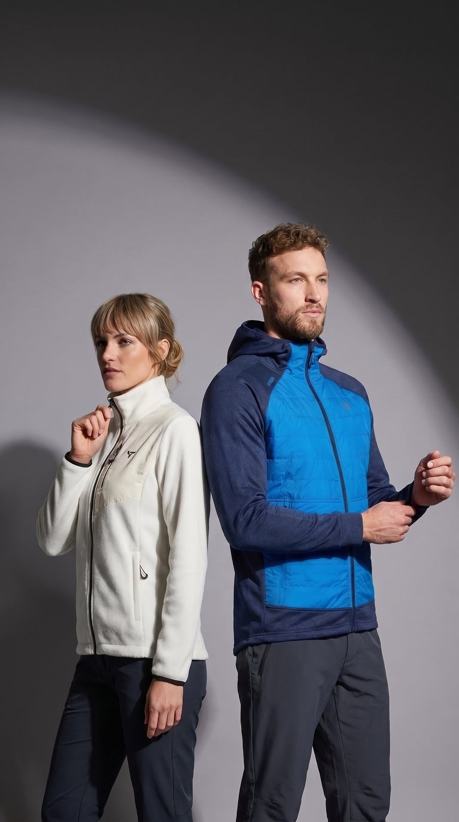 Ein Midlayer.<br><em>Den ganzen Herbst.</em><span class="gs"></span>